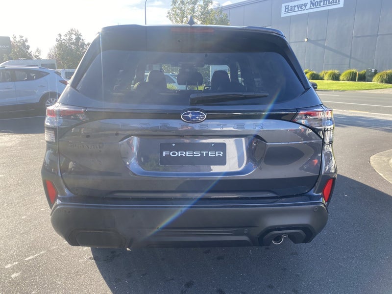 2026 Subaru Forester Touring ICE image 3