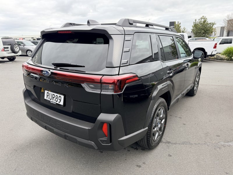 2026 Subaru Outback 2.5 Outback AWD Premium image 5