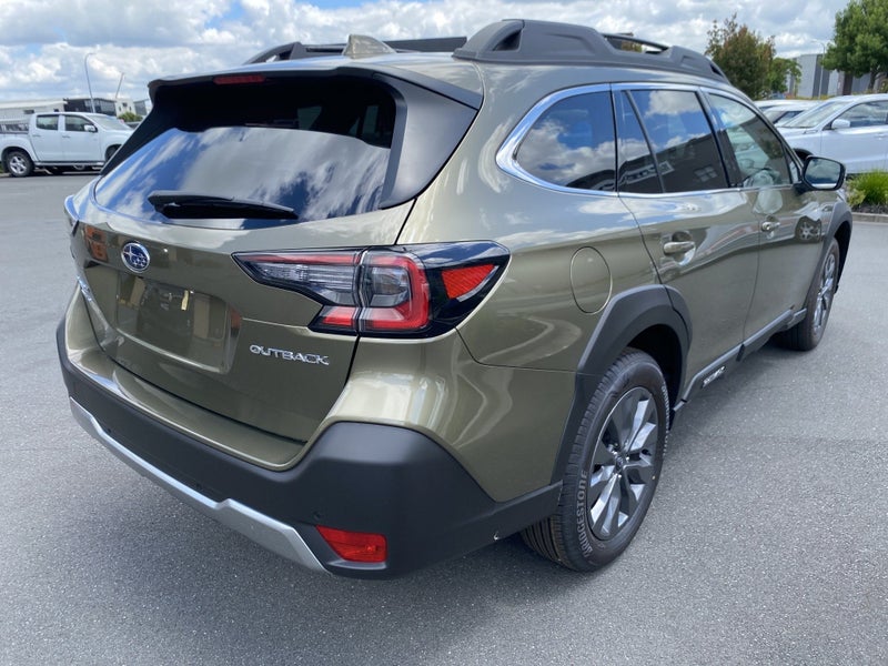 2026 Subaru Outback 2.5i Touring image 5