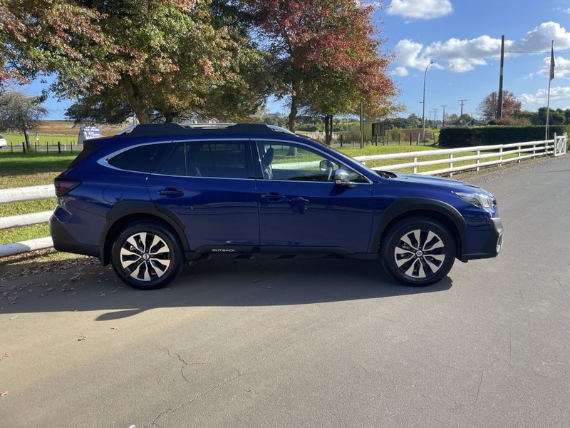 2026 Subaru Outback 2.5i Touring image 3