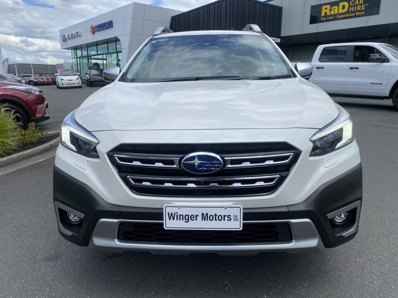 2026 Subaru Outback 2.5i Touring image 3