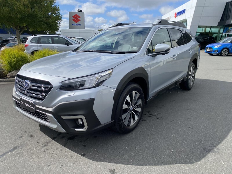 2026 Subaru Outback 2.5i Touring image 3