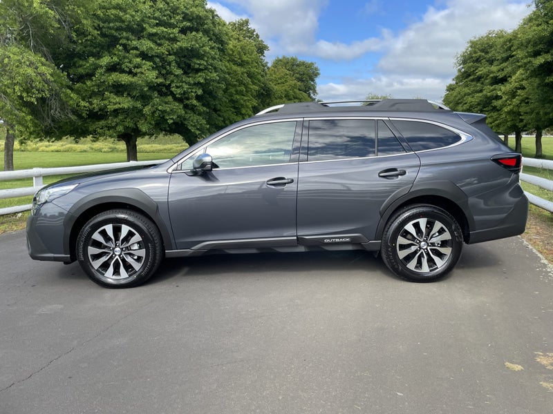 2026 Subaru Outback 2.5i Touring image 5