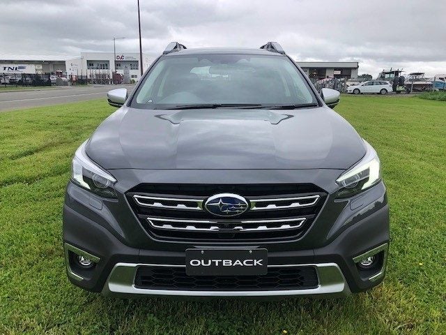 2026 Subaru Outback 2.5i Touring SLT image 2