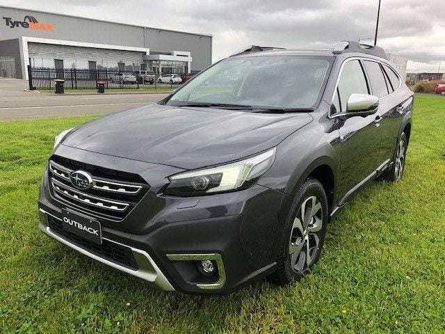 2026 Subaru Outback 2.5i Touring SLT image 3
