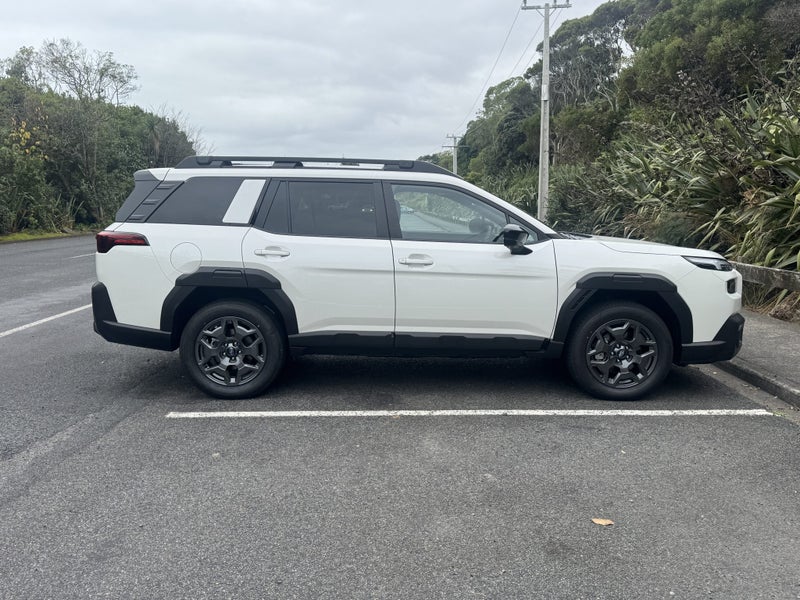 2026 Subaru Outback AWD Premium image 4