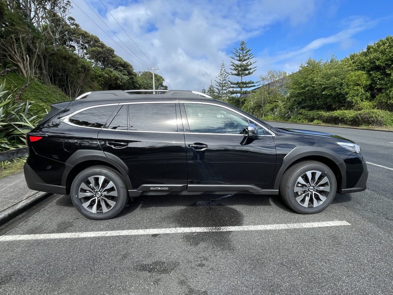 2026 Subaru Outback Touring 2.4T AWD image 5