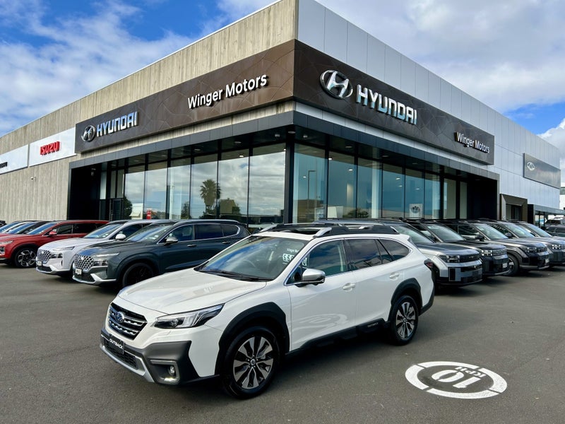 2026 Subaru Outback Touring 2.5 image 2
