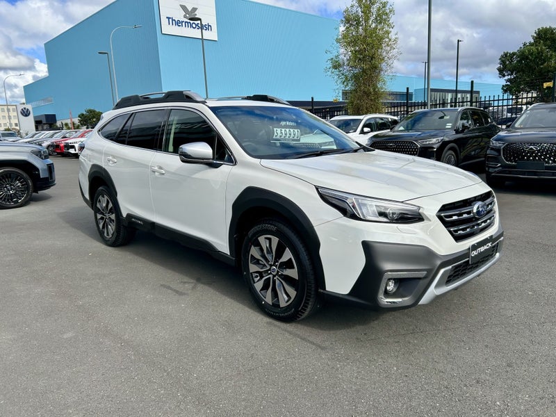 2026 Subaru Outback Touring 2.5 image 4