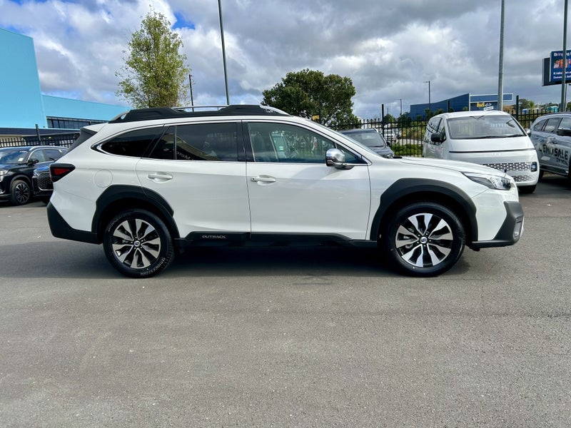 2026 Subaru Outback Touring 2.5 image 5