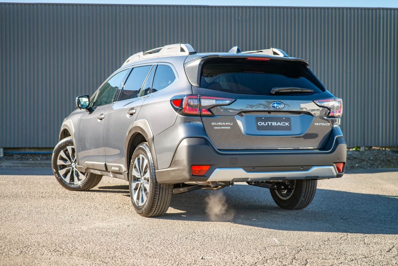 2026 Subaru Outback Touring 2.5 image 3