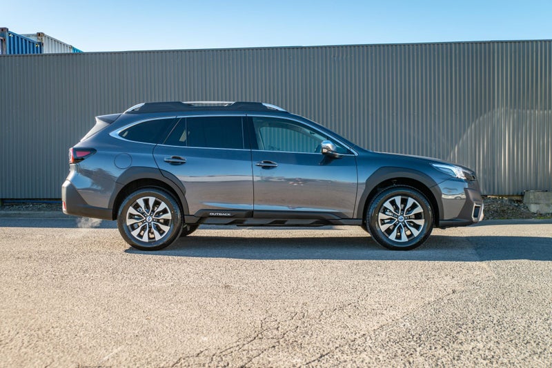 2026 Subaru Outback Touring 2.5 image 4