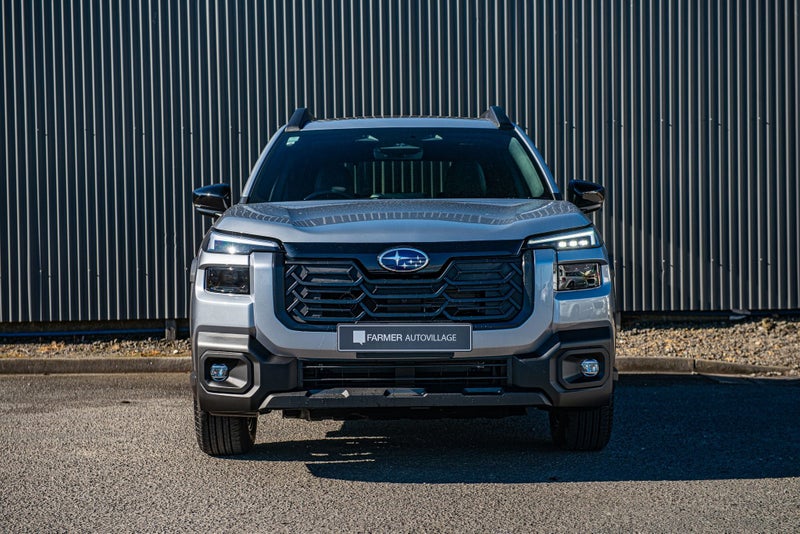 2026 Subaru Outback Touring 2.5i image 4