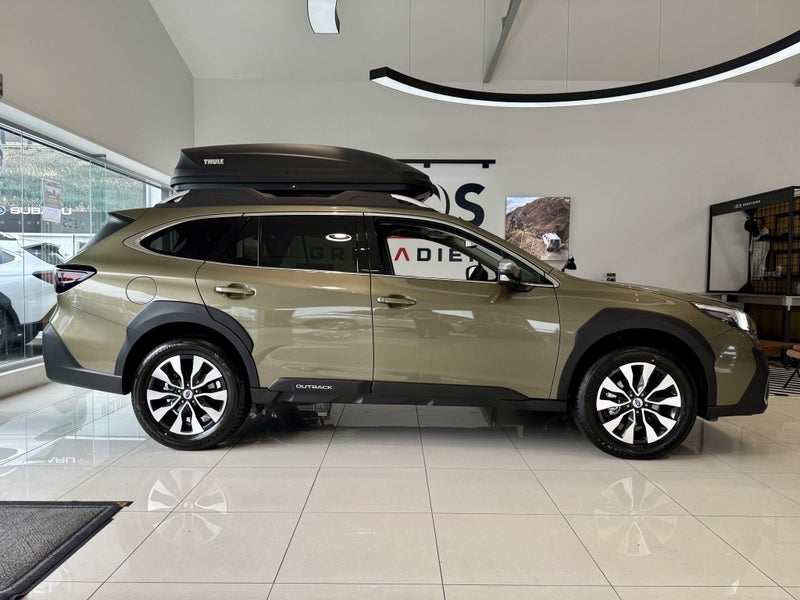 2026 Subaru Outback Touring 2.5L AWD image 3