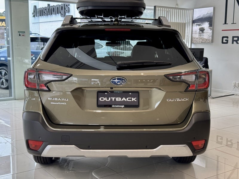 2026 Subaru Outback Touring 2.5L AWD image 5
