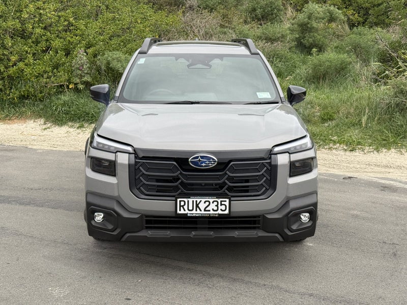 2026 Subaru Outback Touring AWD image 3