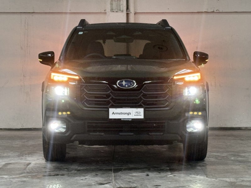 2026 Subaru Outback Touring AWD image 3