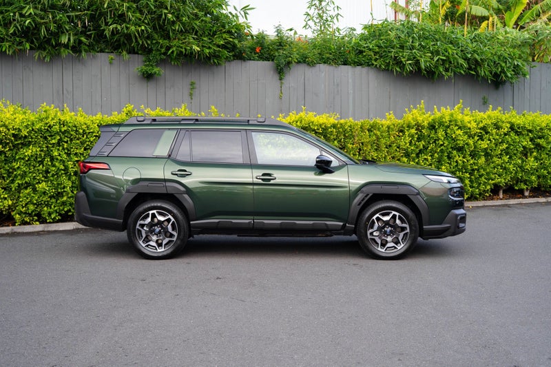 2026 Subaru Outback Touring AWD MY26 image 2