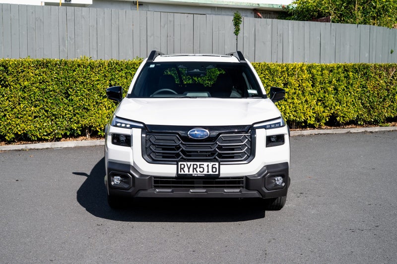 2026 Subaru Outback Touring MY26 image 4