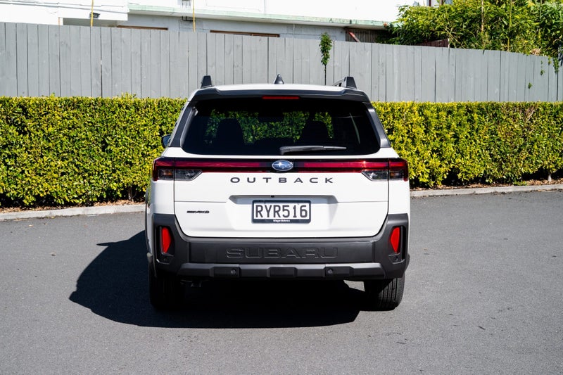 2026 Subaru Outback Touring MY26 image 5