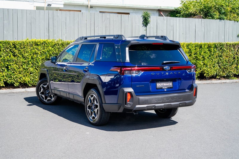 2026 Subaru Outback Touring MY26 image 3