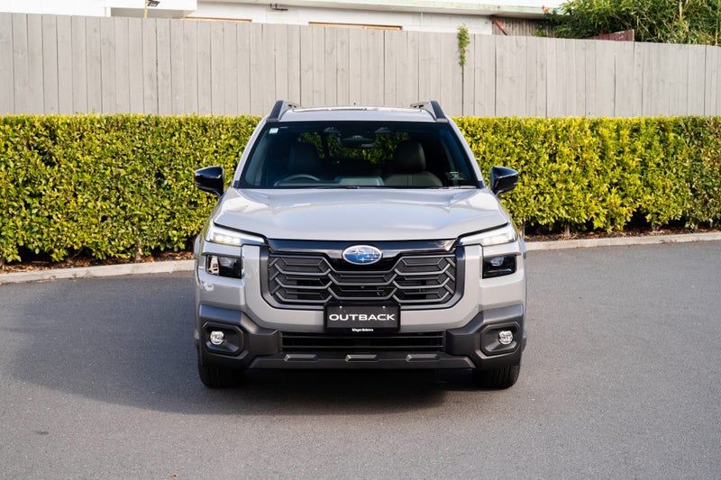 2026 Subaru Outback Touring MY26 image 4