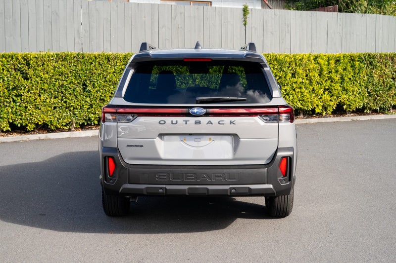 2026 Subaru Outback Touring MY26 image 5