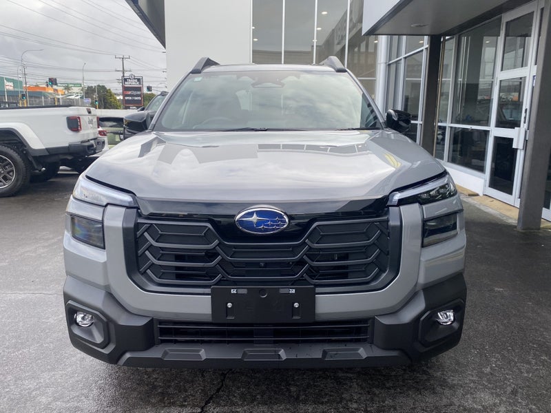 2026 Subaru Outback Touring MY26 image 3