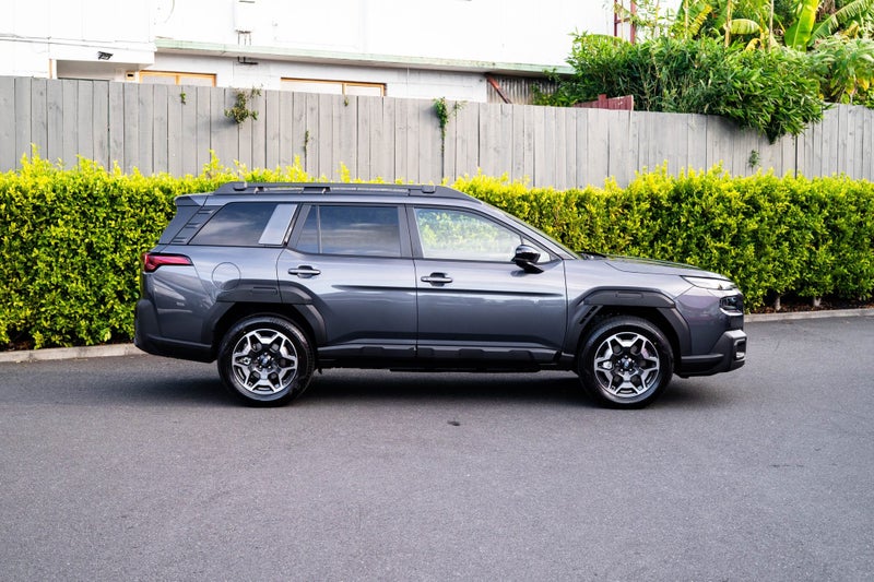 2026 Subaru Outback Touring MY26 image 2