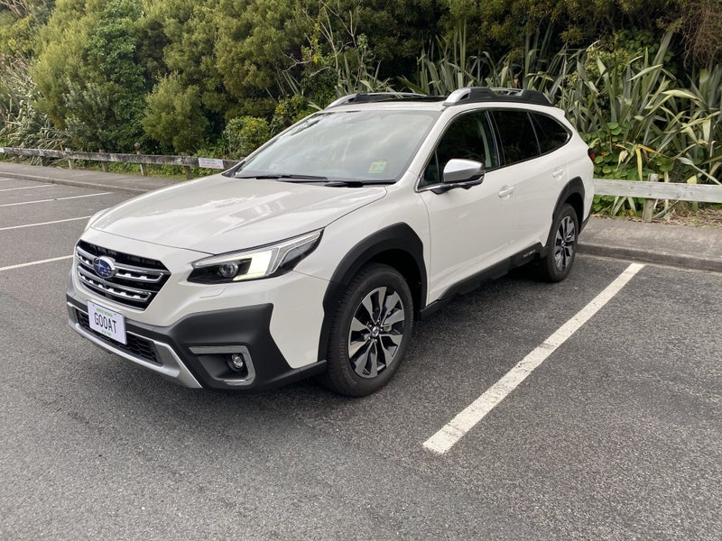 2026 Subaru Outback Touring SLT 2.5P 4WD image 4