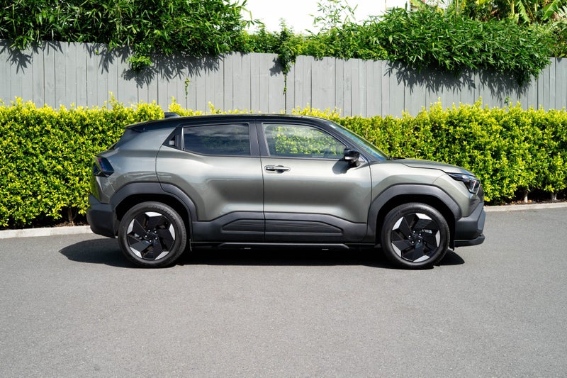 2026 Suzuki e Vitara 2WD EV image 2