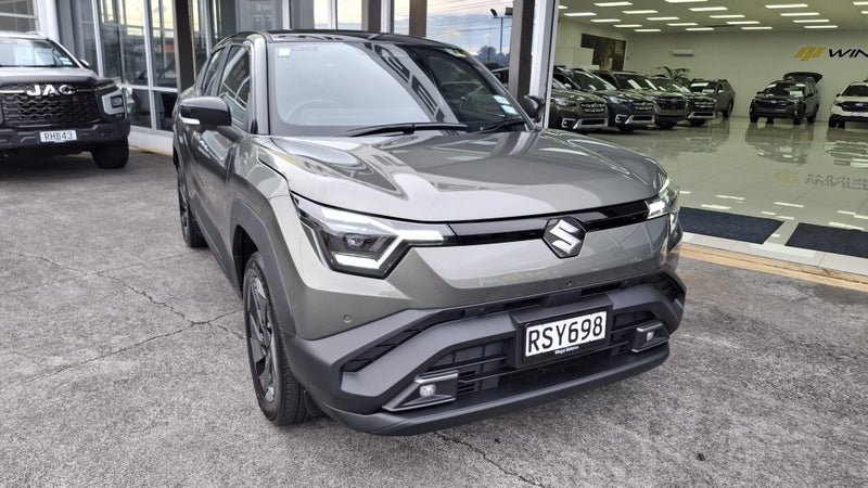 2026 Suzuki e Vitara 2WD JLX image 2