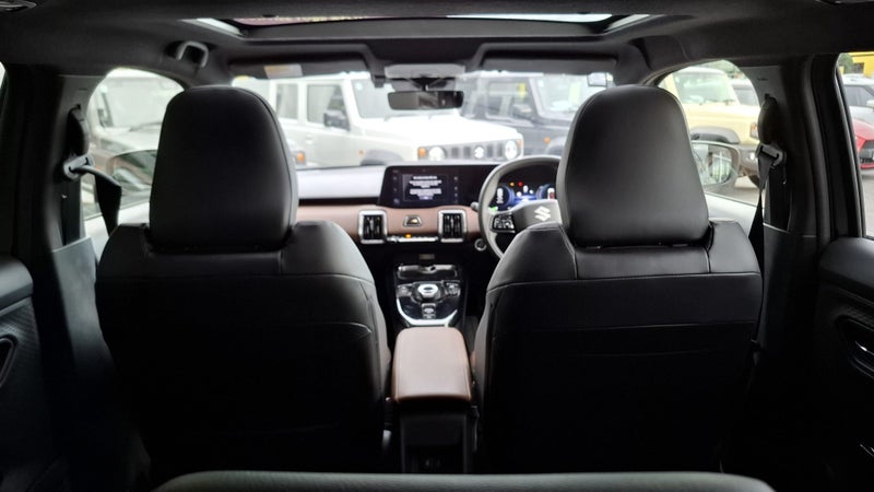 2026 Suzuki e Vitara 2WD JLX image 5