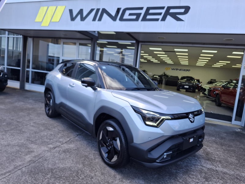 2026 Suzuki e Vitara 2WD JLX image 2