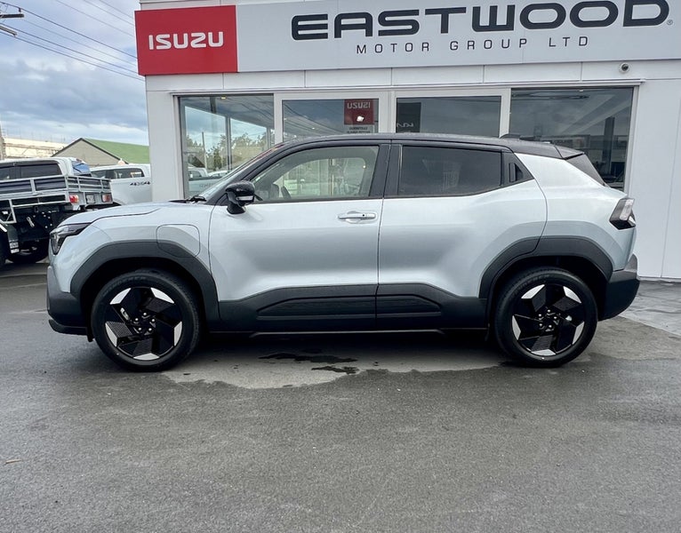 2026 Suzuki e Vitara 5 door 2wd auto EV image 2