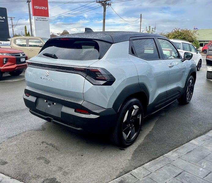 2026 Suzuki e Vitara 5 door 2wd auto EV image 4