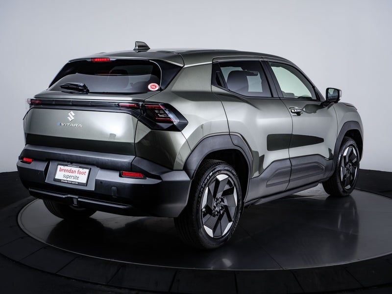 2026 Suzuki e Vitara EV 5dr JLX 2WD image 3