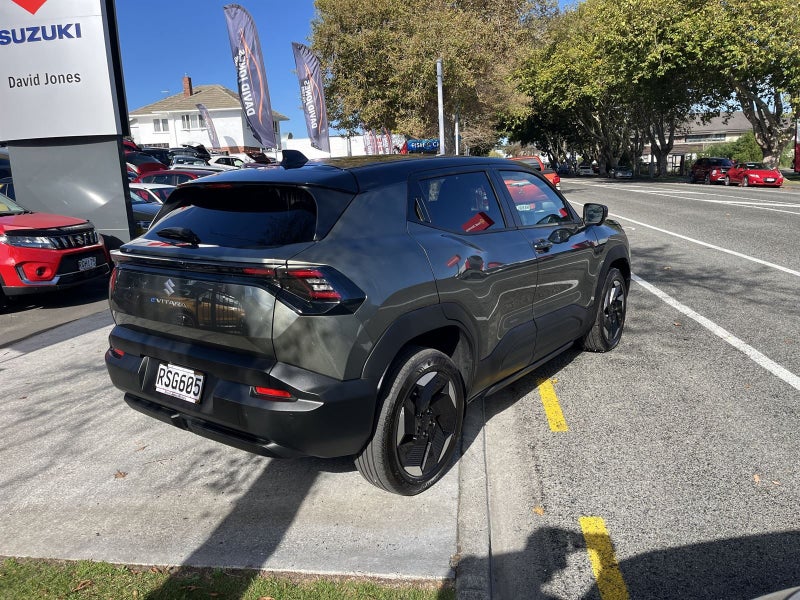 2026 Suzuki e Vitara JLX 2wd image 4