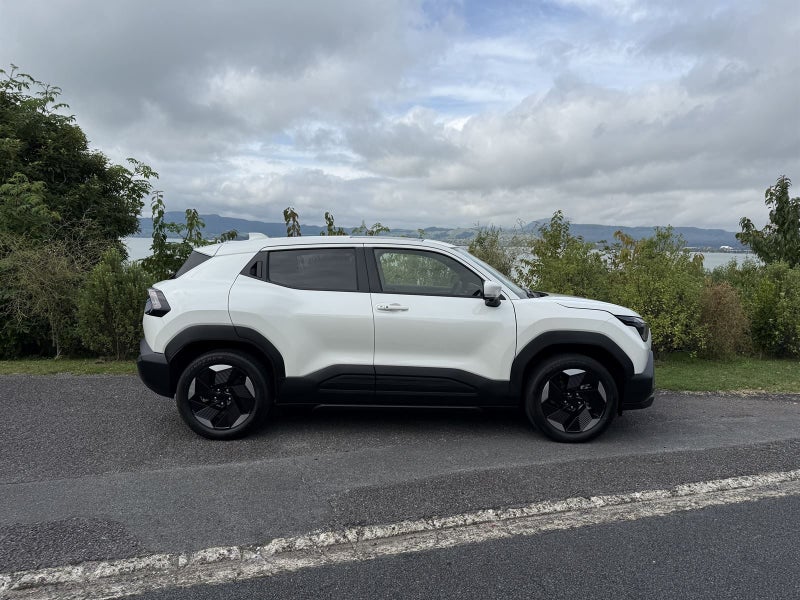 2026 Suzuki e Vitara JLXF image 2