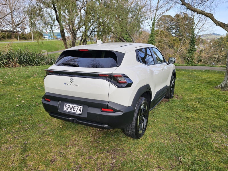 2026 Suzuki e Vitara JLXF 61KWH/EV/FG image 4