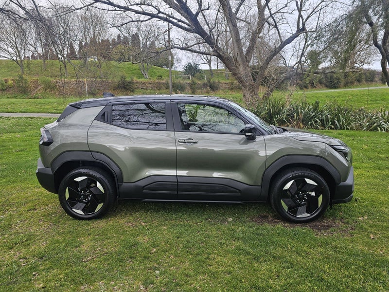 2026 Suzuki e Vitara JLXH 61KWH/EV/AWD/FG image 2