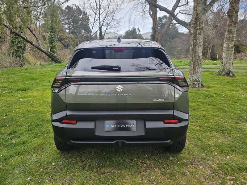 2026 Suzuki e Vitara JLXH 61KWH/EV/AWD/FG image 4