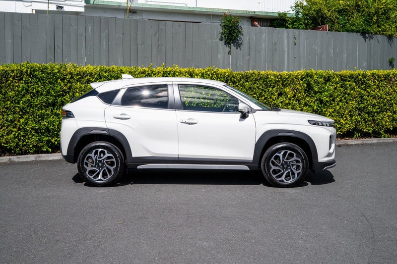 2026 Suzuki Fronx 1.5 GLX Hybrid image 2