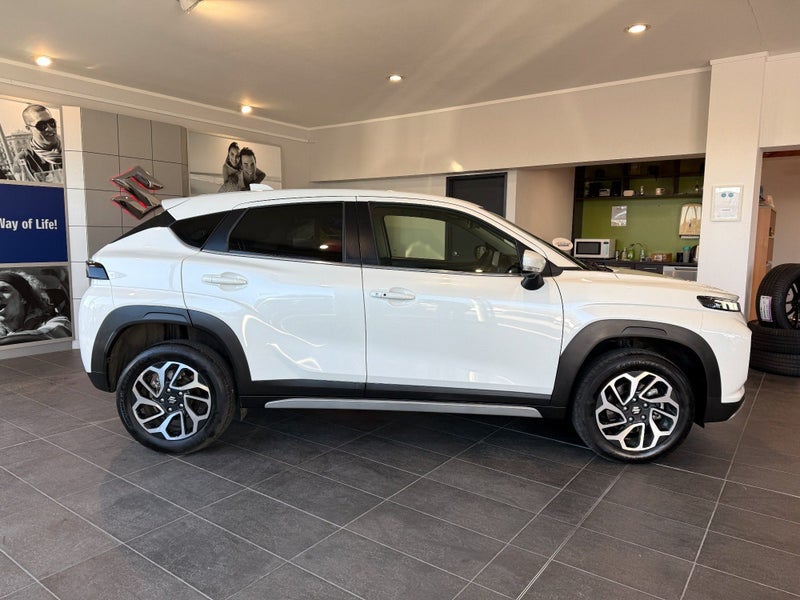 2026 Suzuki Fronx GLX 1.5 Hybrid image 3