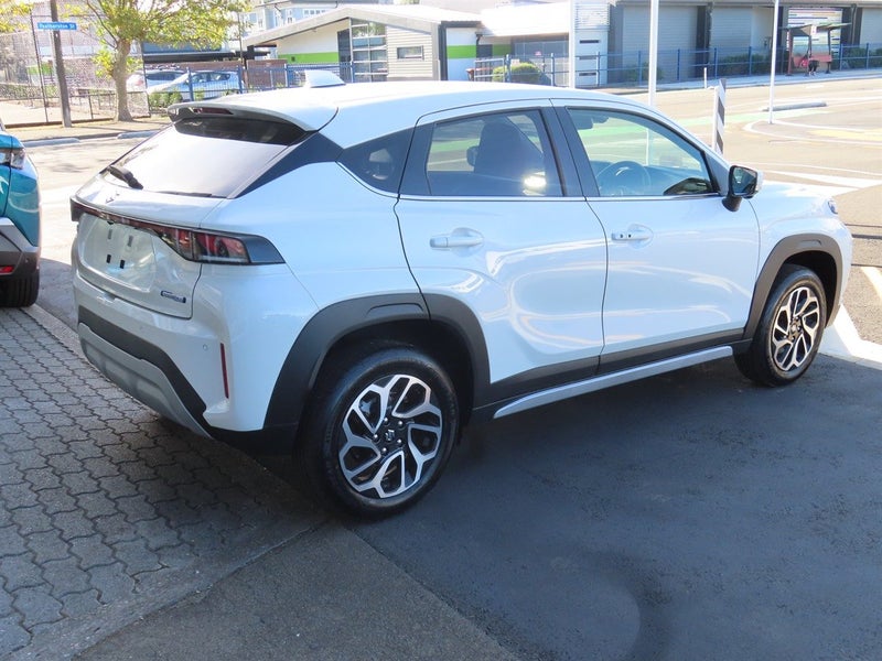 2026 Suzuki Fronx GLX 1.5 Hybrid Auto image 3