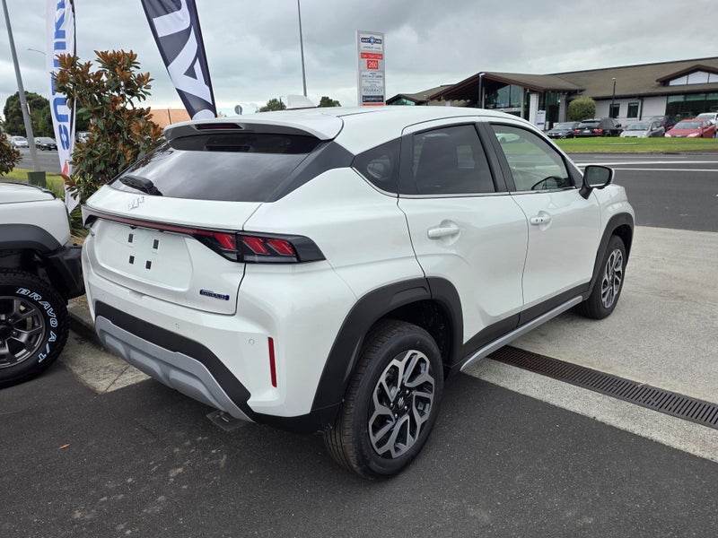 2026 Suzuki Fronx GLX Hybrid image 5