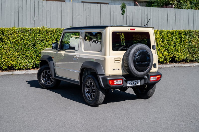 2026 Suzuki Jimny 1.5 3DR Auto image 3