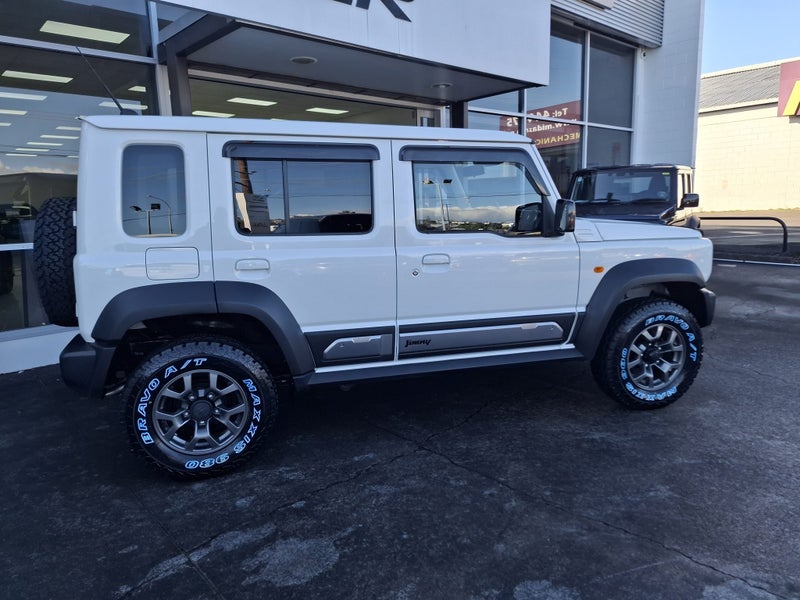 2026 Suzuki Jimny 1.5 5dr Manual image 2