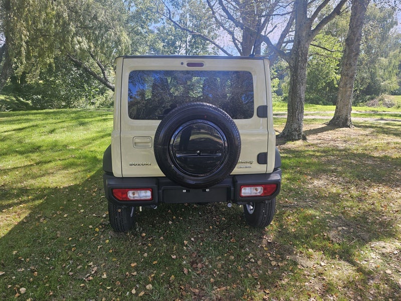 2026 Suzuki Jimny 5-DOOR 1.5P/4WD/5MT image 4