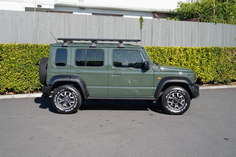 2026 Suzuki Jimny 5-Door JLX Manual image 2